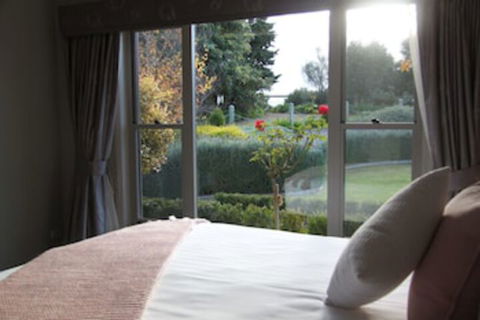 BEL MIREN ESSINGTON - Accommodation Mt Buller 0