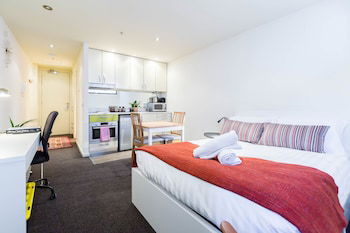 EMILY, Carlton Studio Apartment - Accommodation Mt Buller 1