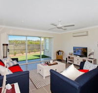 SALTY PAUSE at BONDI HOUSE - Accommodation Mt Buller