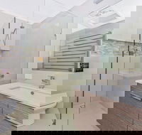 Sunrise on Seaview - Accommodation Mt Buller