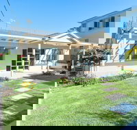 Bamboo Bay at Fingal Bay - Accommodation Mt Buller