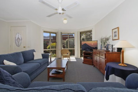 Bright Close - In The Heart Of Bright - Accommodation Mt Buller 0