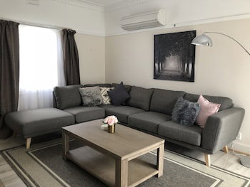 Belle Of Bright And Studio - Accommodation Mt Buller 0