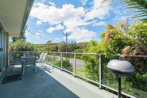 Surfair Unit 1 / 24 Marine Drive - Accommodation Mt Buller 2