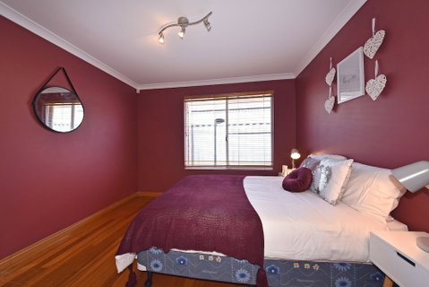 Redcliff Home Close To City & Airport - Accommodation Mt buller 0