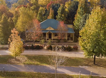 Autumn Beauty 3 - Accommodation Mt Buller 0