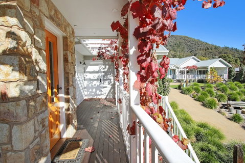 Autumn Home - Our Place At Bright - Accommodation Mt Buller 3
