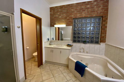 Coastal Waters Motor Inn - Accommodation Mt Buller 7