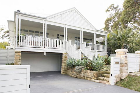 A PERFECT STAY - Coonanga Beach House - Accommodation Mt Buller 1