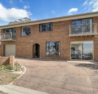 Four Seasons - Accommodation Mt Buller