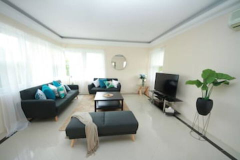 Baulkham Hills Beauty - Accommodation Mt Buller 0
