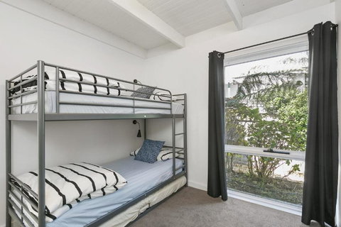 Mysa Anglesea Sleeps 7 WiFi Netflix Cafes Shops - Accommodation Mt Buller 4