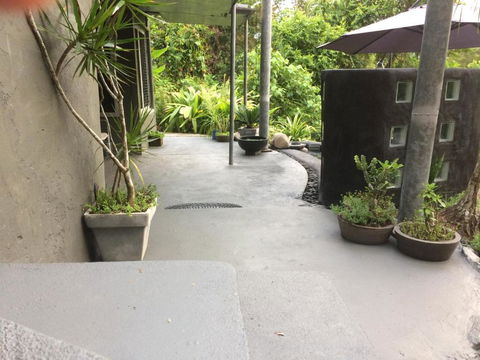 Earthship Daintree - Accommodation Mt Buller 2