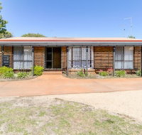 Lowes on the Lakes - Accommodation Mt Buller