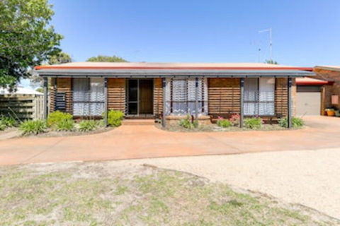 Lowes On The Lakes - Accommodation Mt Buller 0