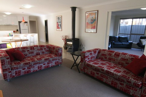 19 Georgian Court - Accommodation Mt Buller 3