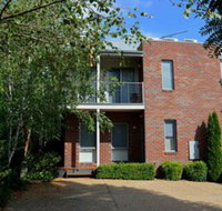 The Track beautiful townhouse in Bright - Accommodation Mt Buller