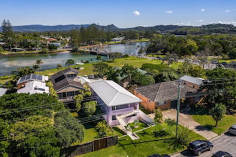 A PERFECT STAY Sunset Beach Riverside - Accommodation Mt Buller 0