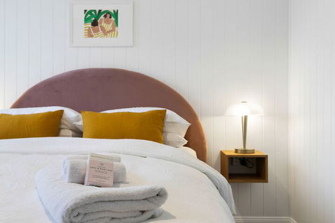 A PERFECT STAY Sunset Beach Riverside - Accommodation Mt Buller 2