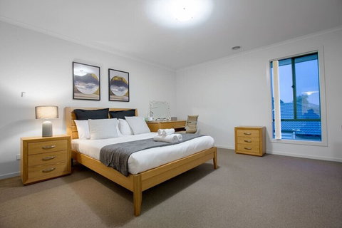 104 Sanctuary Lake Donatella Retreat - Accommodation Mt Buller 4