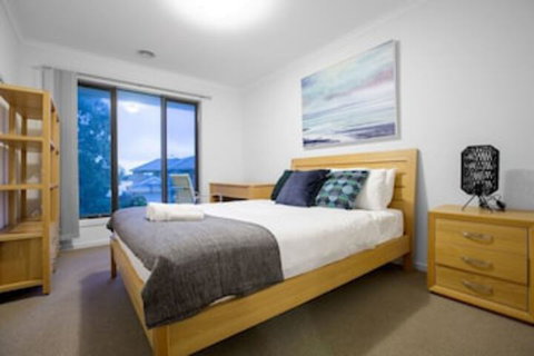 104 Sanctuary Lake Donatella Retreat - Accommodation Mt Buller 0