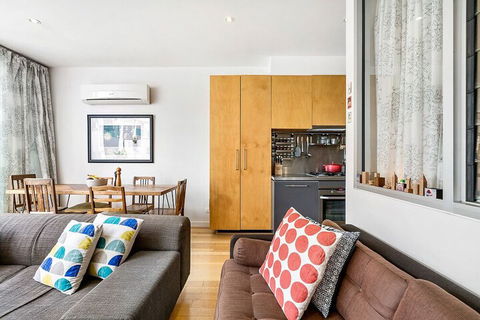 Zelda 1 Bedroom Central CBD Apartment - Accommodation Mt Buller 4