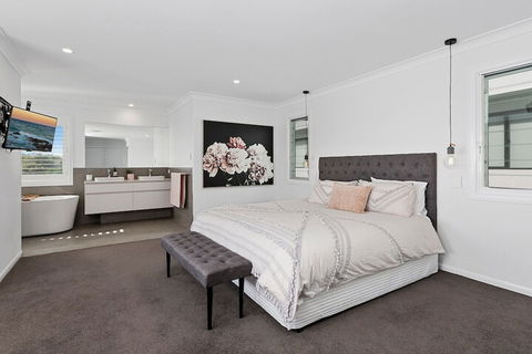 Elegant Beach House On Nautilus - Accommodation Mt Buller 5