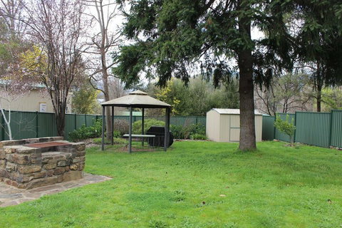 20 Toorak Road - Accommodation Mt Buller 7