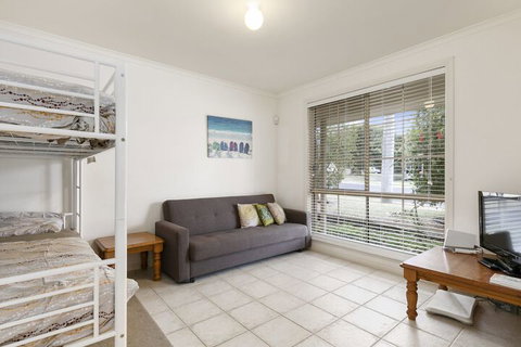 Seaholme Free Wifi & Foxtel - Accommodation Mt Buller 2