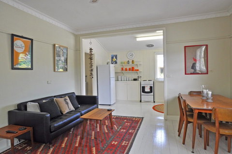 SEA Whispers Inlet Side - Accommodation Mt buller 4