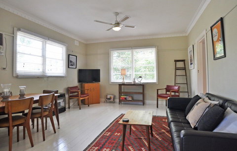 SEA Whispers Inlet Side - Accommodation Mt buller 2