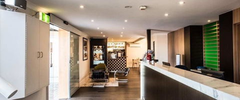 The Waverley International Hotel - Accommodation Mt Buller 3