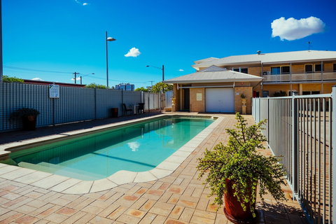 Club Motor Inn - Accommodation Mt Buller 3