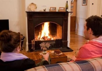 Brown's House Bed And Breakfast - Accommodation Mt Buller 3