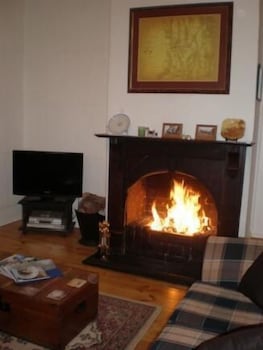 Brown's House Bed And Breakfast - Accommodation Mt Buller 2