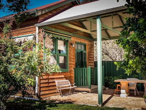 Peppercorns Bed And Breakfast - Accommodation Mt Buller 0