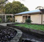 Romantic Getaway with Spa  Wifi Pet Friendly