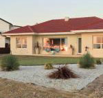 Jewel of the South Beachfront Holiday Rental - Accommodation Mt Buller