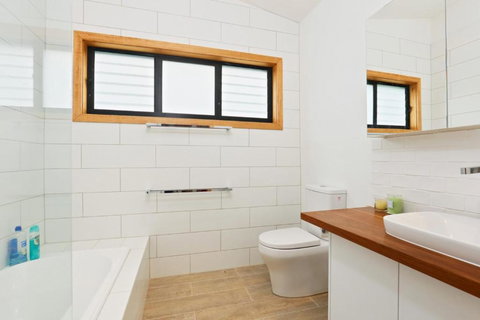 COASTAL BEAUTY On BRUCE - Accommodation Mt Buller 4