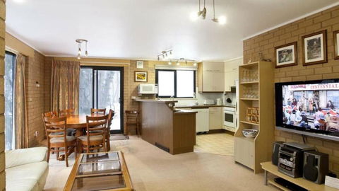 St Trinians 3a - Accommodation Mt Buller 1