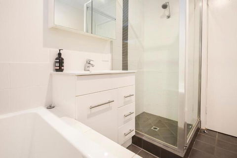 Eagle Bay Beach House - Accommodation Mt Buller 5