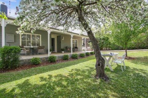 Bright 29 On Delany Avenue - Accommodation Mt Buller 7