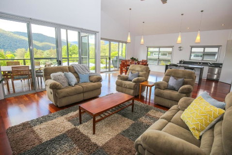 Leader Views - Accommodation Mt Buller 5