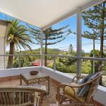 EAST COAST ESCAPES Lighthouse Studio - Accommodation Mt Buller 1