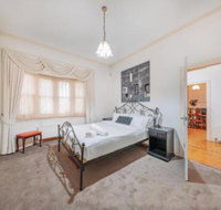Camberwell Bright  Camberwell 5Bedder 2Bath Huge Classy Family home