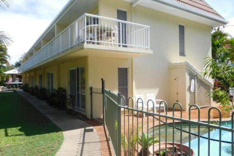 Bayshores Apartment Hervey Bay - Accommodation Mt Buller 0