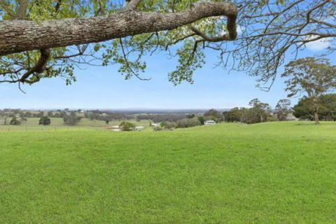 Paperbark Cottage Mowbray Park Farm - Accommodation Mt Buller 0