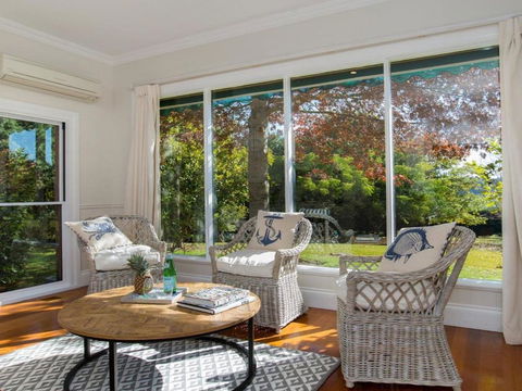 Sutton Downs Renovated Country Home On 100 Acres - Accommodation Mt Buller 6