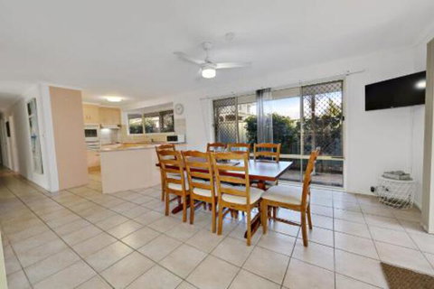 Perfect Getaway Hervey Bay - Accommodation Mt Buller 6