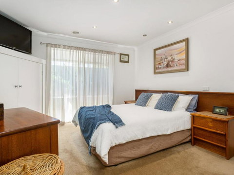 KARINYA MORNINGTON - Accommodation Mt buller 2